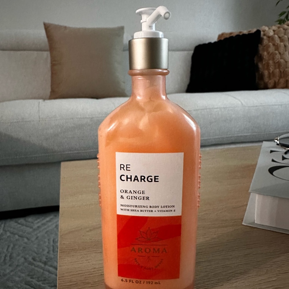 Bath & Body Works Recharge Orange & Ginger Moisturizer